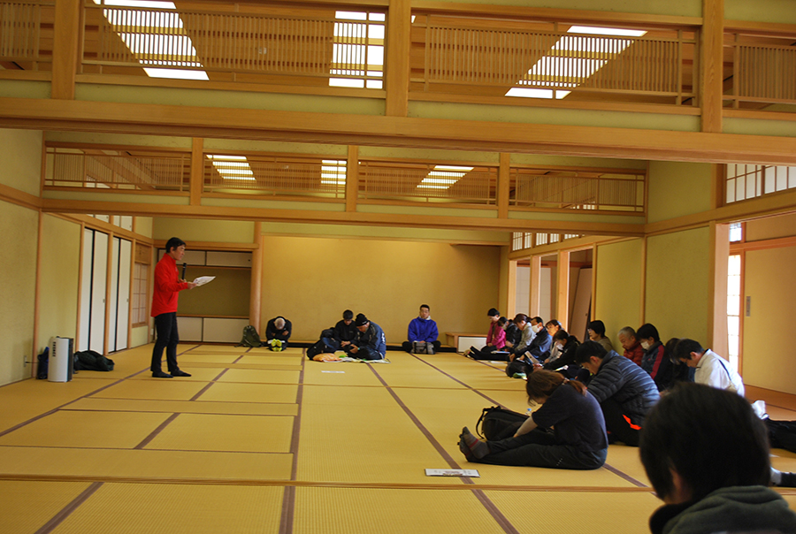 徳島大学　田中教授による「本番までの練習計画」の講義＆ランニング練習（初級コース）の様子 1